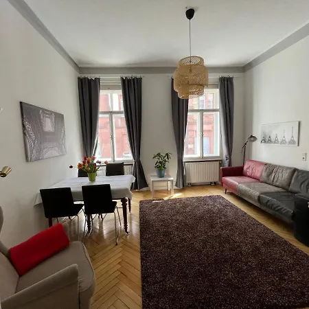 Haus Mittendrin * Neustadt an der Weinstraße