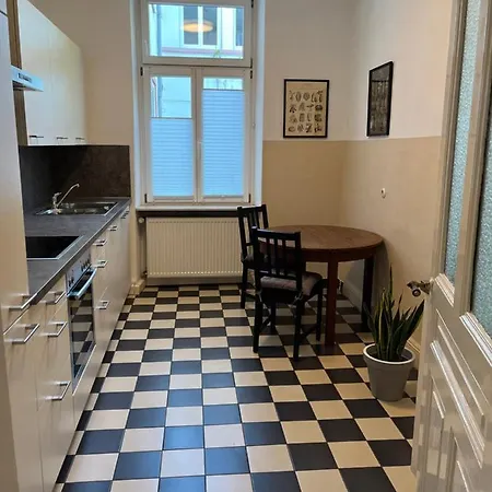 Haus Mittendrin Апартаменты Нойштадт-ан-дер-Вайнштрасе