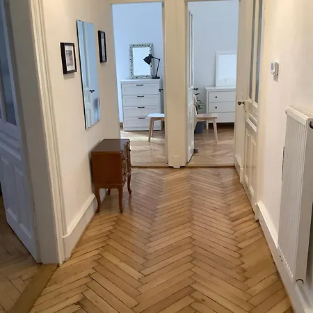 Haus Mittendrin * Нойштадт-ан-дер-Вайнштрасе